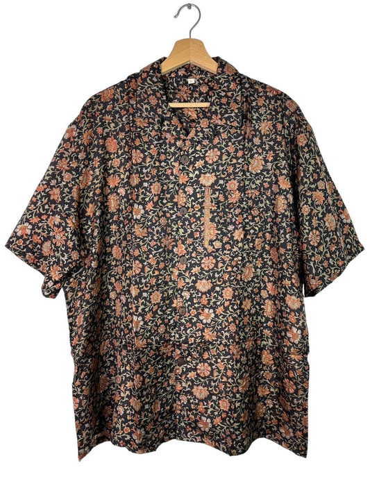 Camisa de seda con estampado de flores (L)