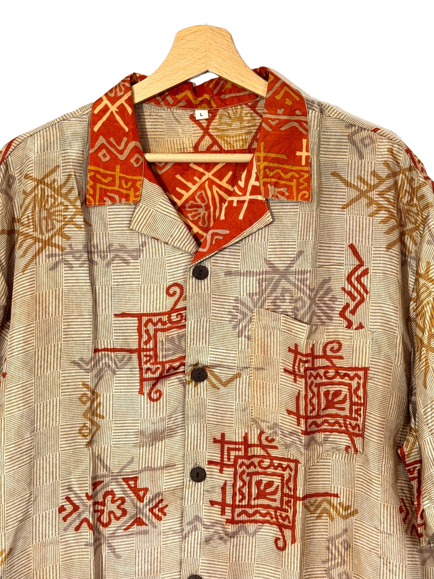 Camisa feita com seda vintage (l)